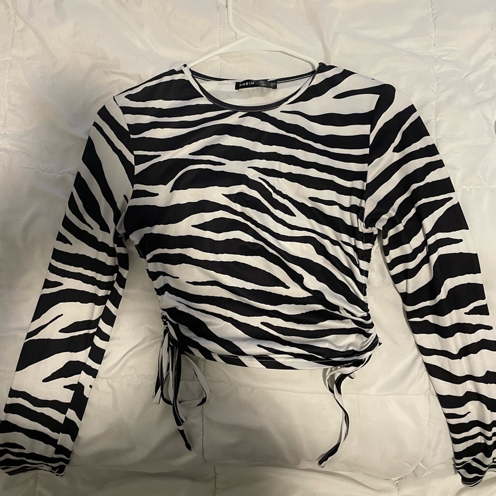 long sleeve zebra print shirt